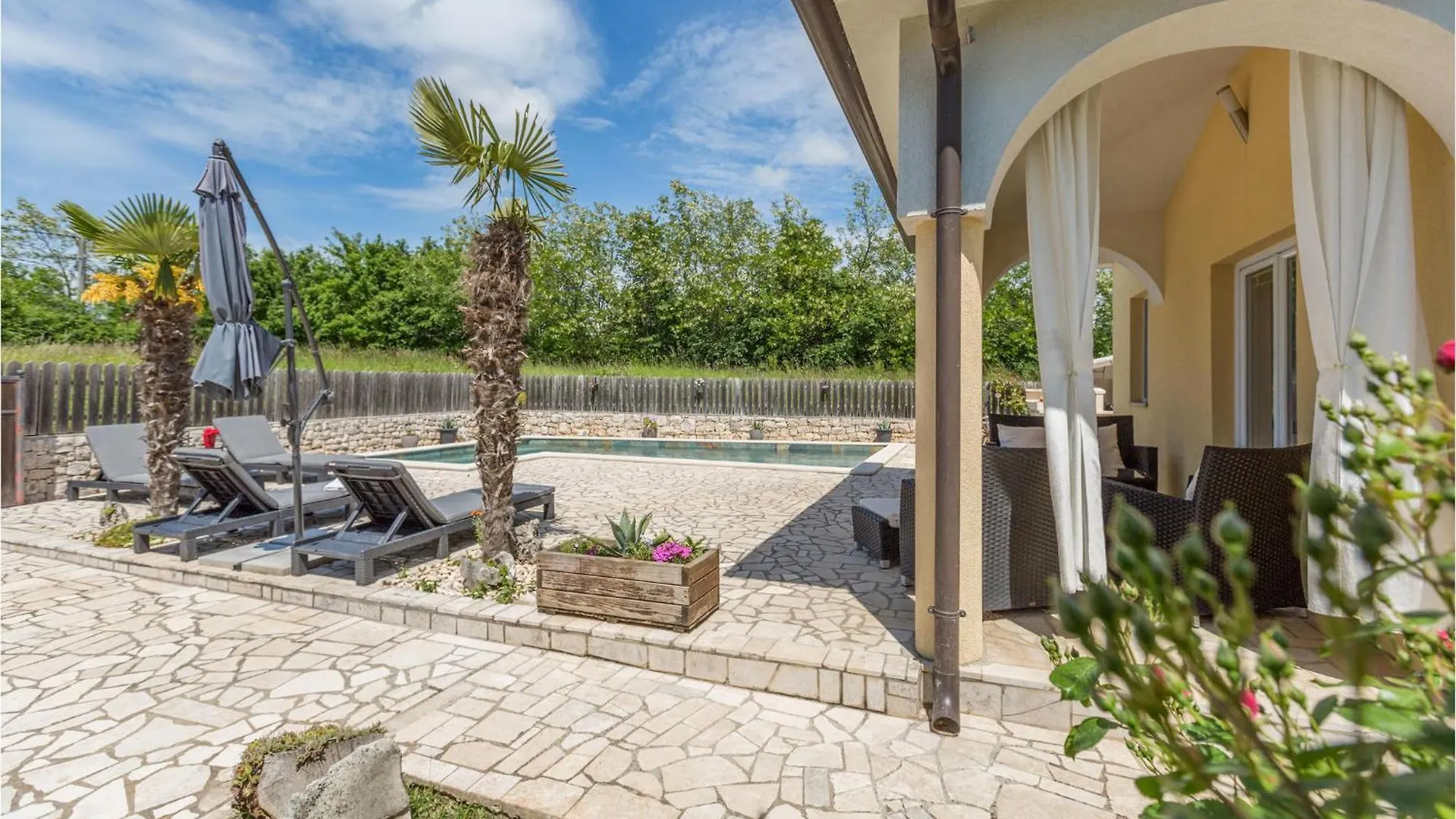 Stunning Home In Vrecari With Kitchen Nedeščina Chorvatsko
