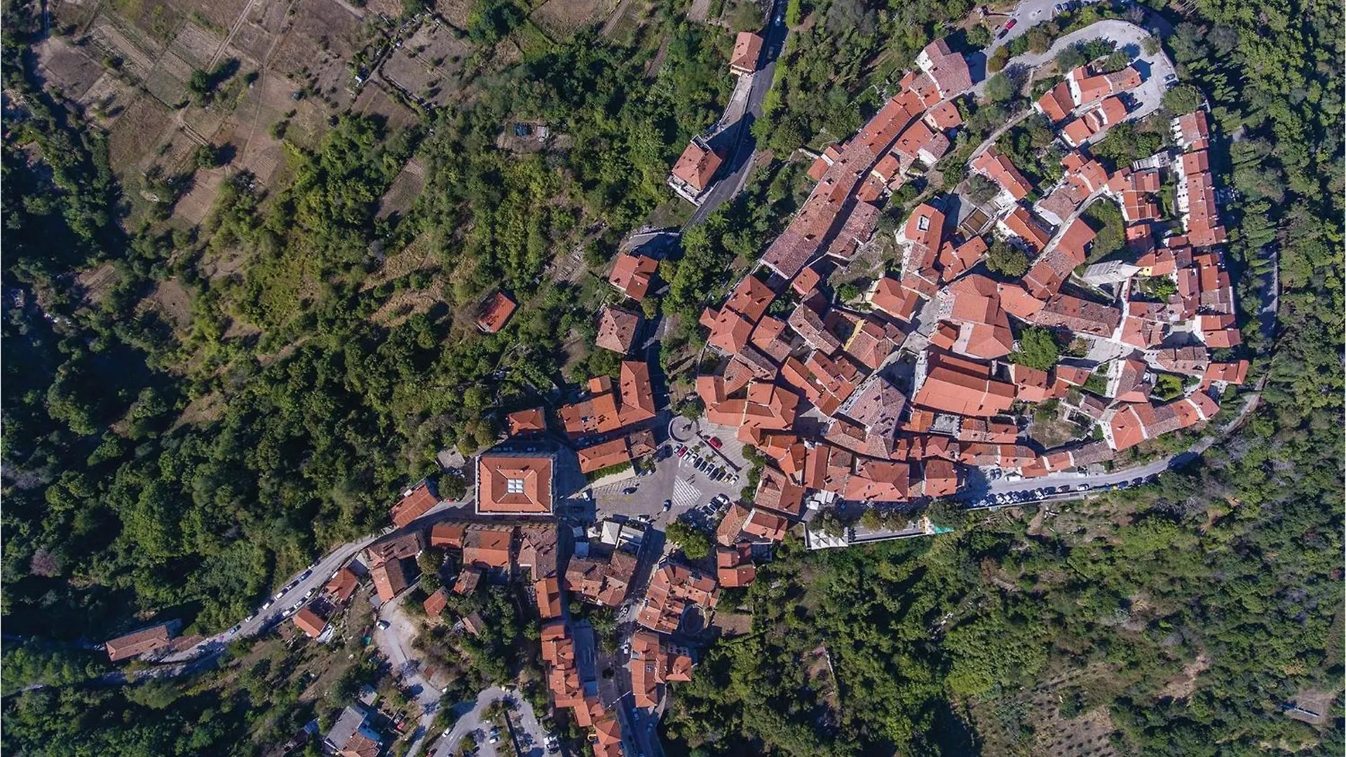 Stunning Home In Vrecari With Kitchen Nedescina
